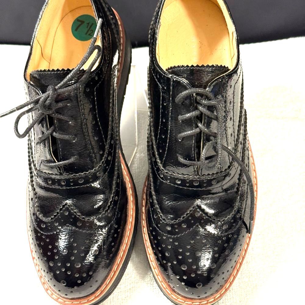 Madden Girl Black Patent Brogue Flats Stylish